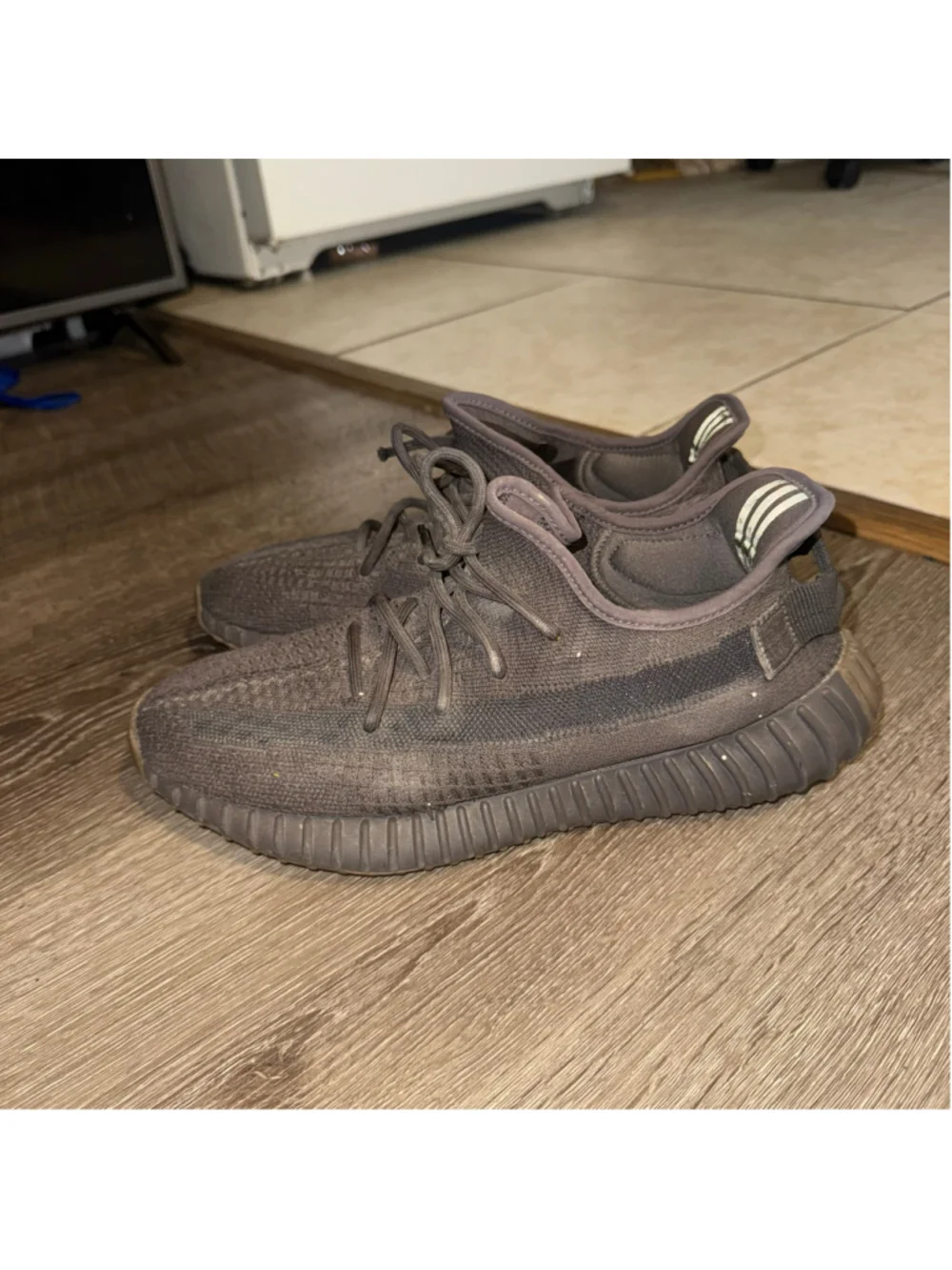 Adidas Yeezy Boost 350 V2 Sneakers Black and Brown Size 9 Beaters